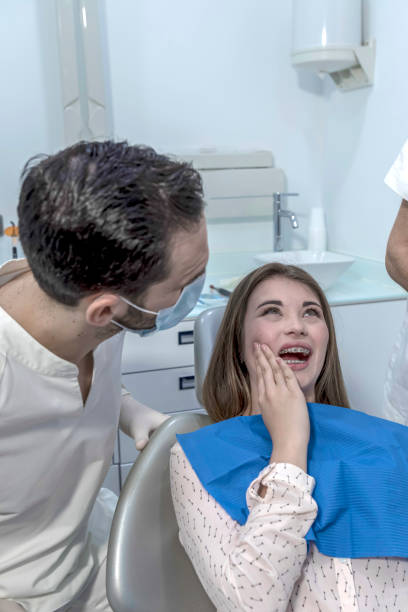 Best Dentist for Tooth Abscess  in Fayette, MO